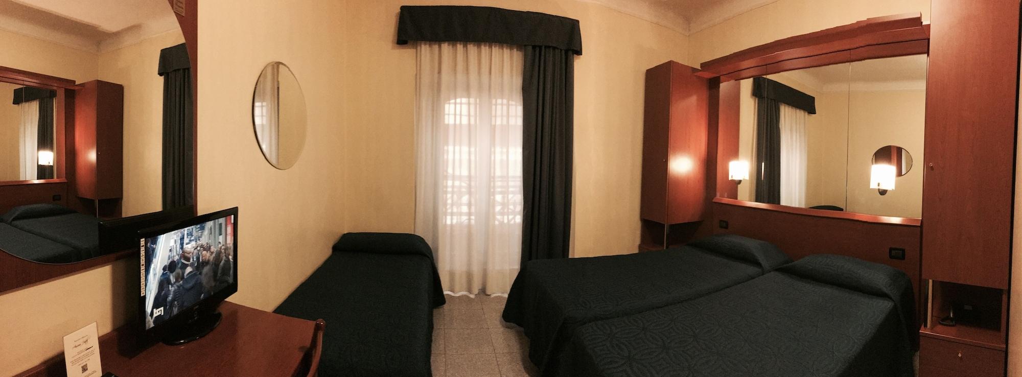 Hotel Aurora Милано Екстериор снимка